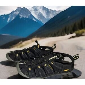 Keen Clearwater CNX Sandal Shoes Size 6 Black Waterproof Outdoor Hiking